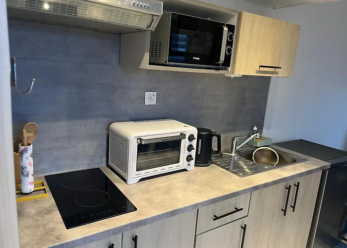 Ouitreham Port & * Ouistreham