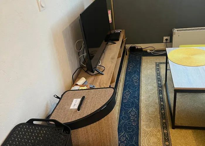 Ouitreham Port & * Ouistreham